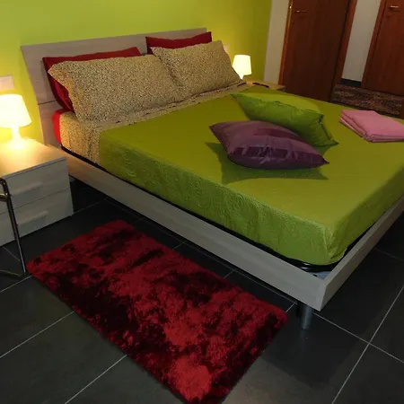Studiohouserome-3